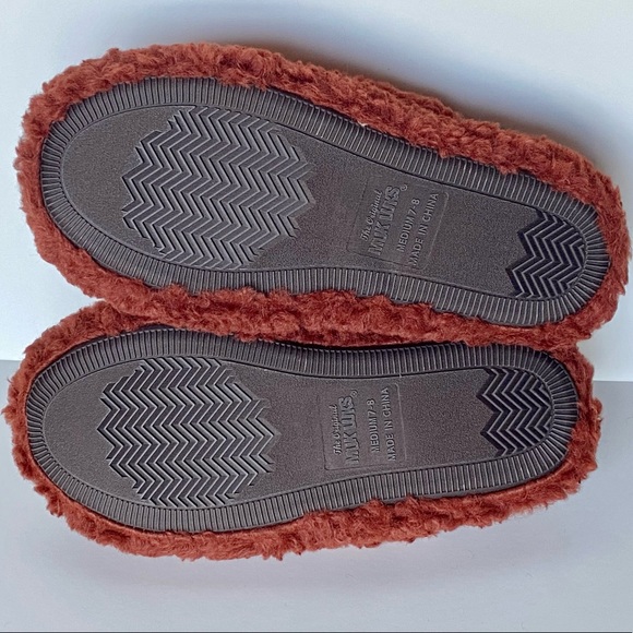 Muk Luks 🆕| Rust/Clay Brown Maven Teddy Bear Shearling Slippers. - Picture 4 of 6
